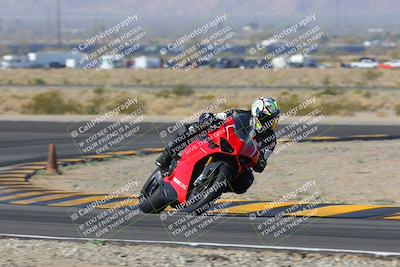 media/Feb-04-2023-SoCal Trackdays (Sat) [[8a776bf2c3]]/Turn 11 (945am)/